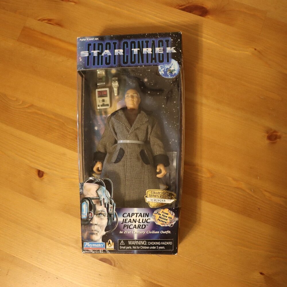 Star Trek Captain Jean Luc Picard 9" Action Figure in unopened original box